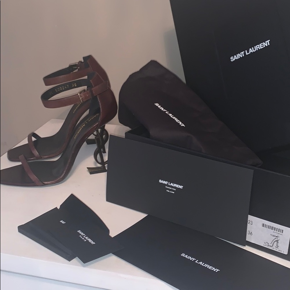 5️⃣5️⃣0️⃣ Ysl Opyum heels